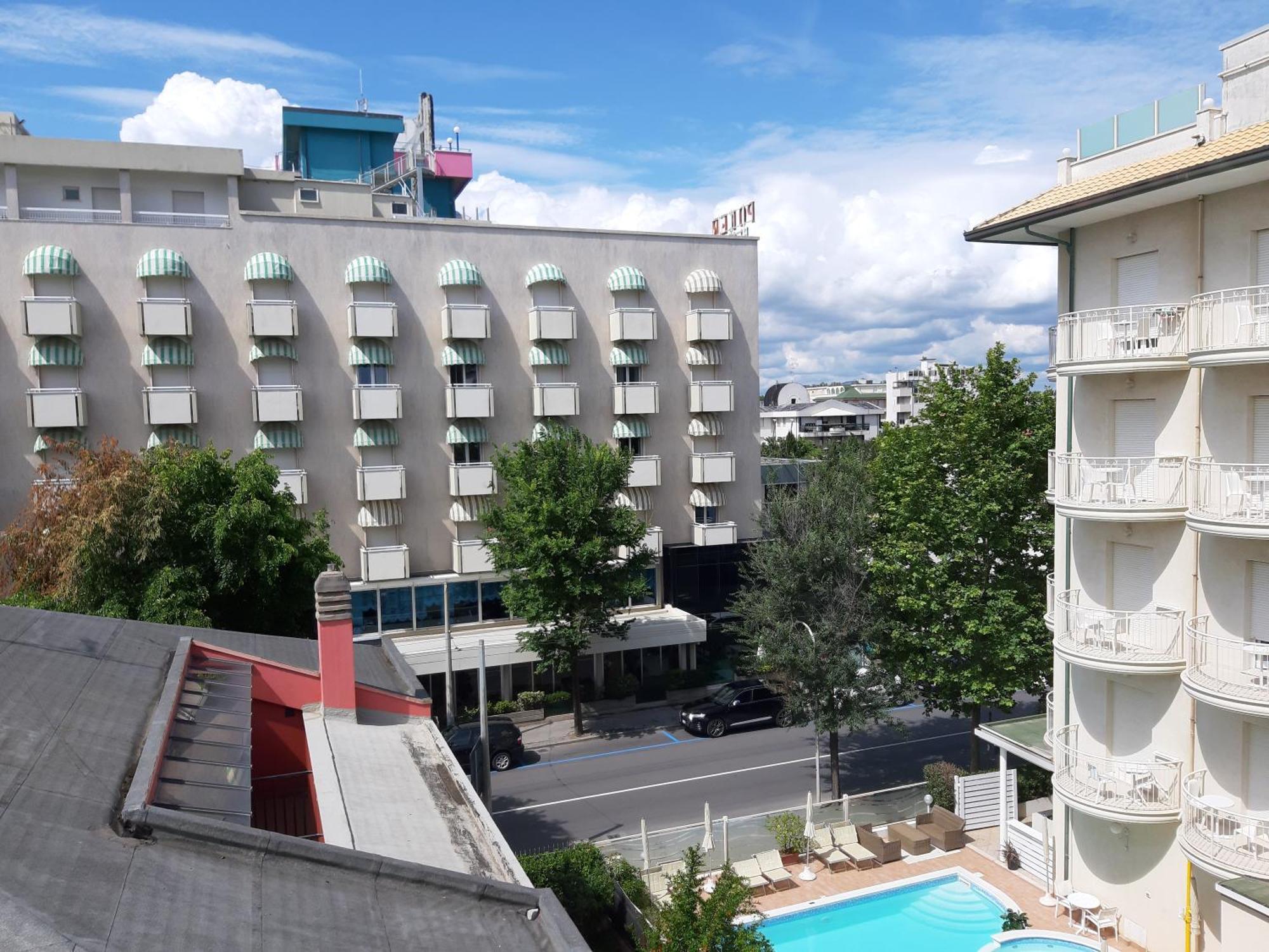 Brig Hotel 3*
